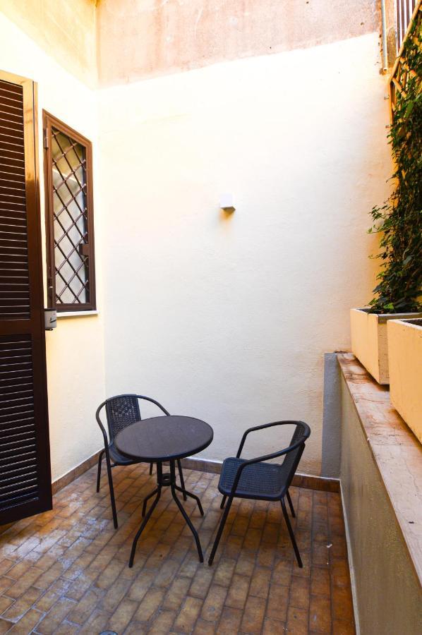 Flatinrome Trastevere Rooms - Accetta Bonus Vacanze Esterno foto
